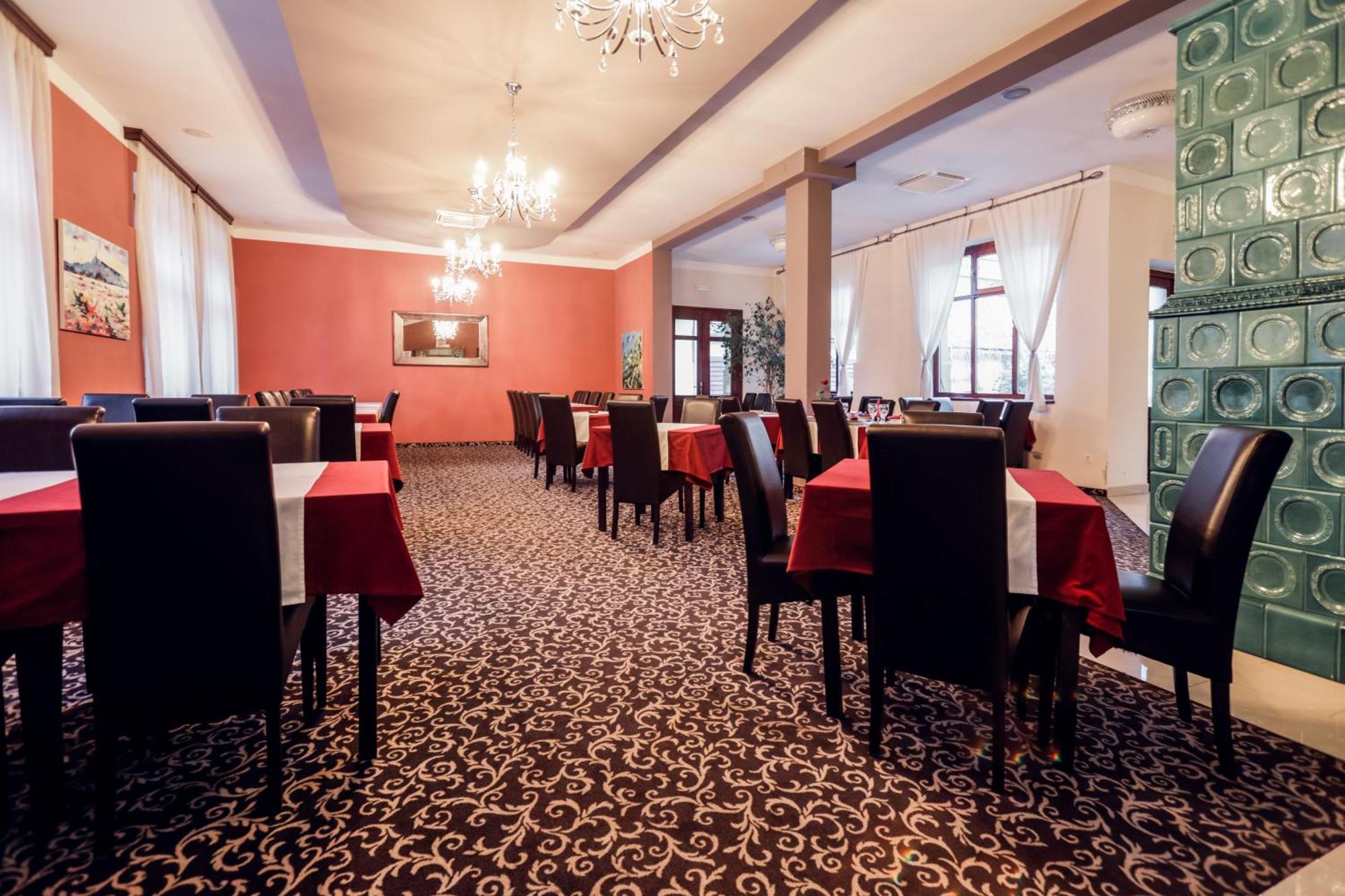 Rooms Villa Iva 伊洛克 外观 照片